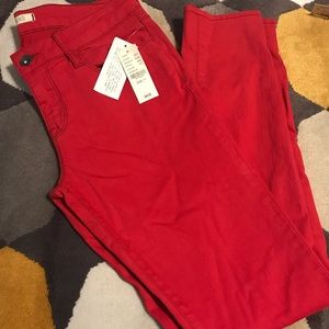 New Bullhead skinny jeans